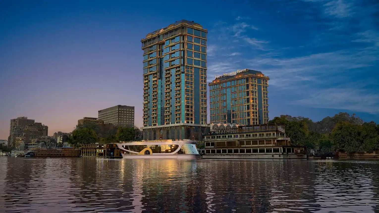 Four Seasons Hotel Cairo at The First Residence, Giza, Egypt — Historic palace