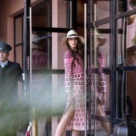 Guest arriving at the entrance of Sofitel Cairo Nile El Gezirah