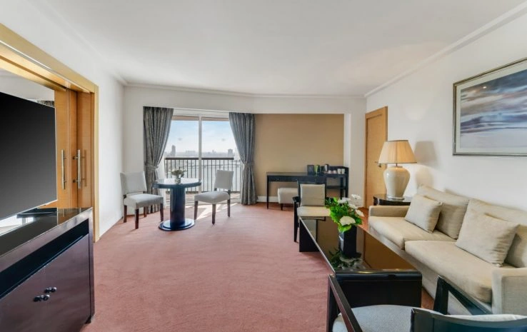 Suite living room at Sofitel Cairo Nile El Gezirah