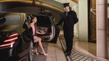 Valet arrival at the porte cochere, St Regis Cairo