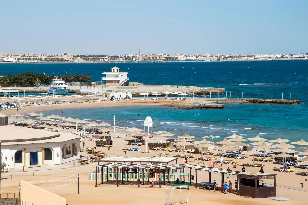 Day 6 | Red Sea – Beach Relaxation