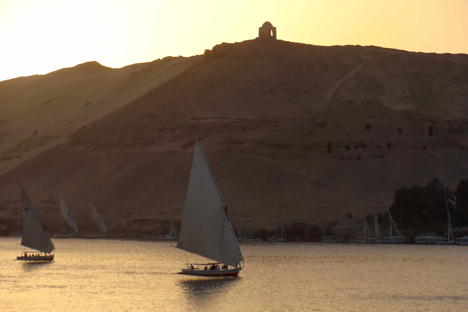 The river at Qubbet el Hawa in Aswan