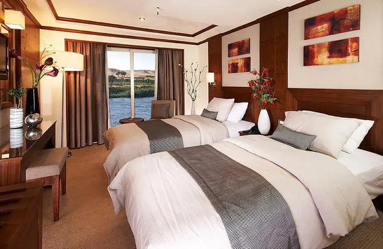 Farah Nile Cruise 5