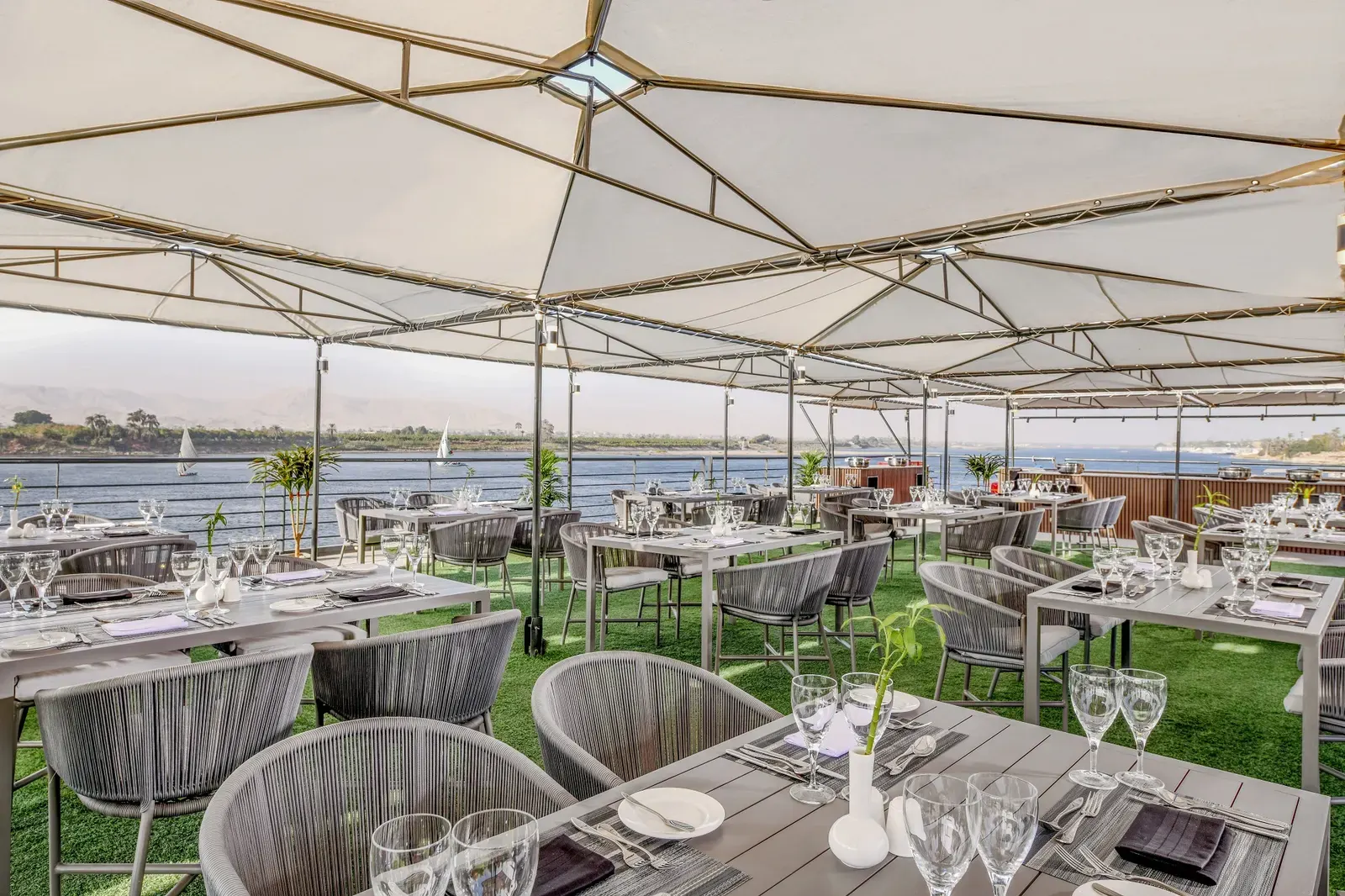 Historia Nile Cruise 12