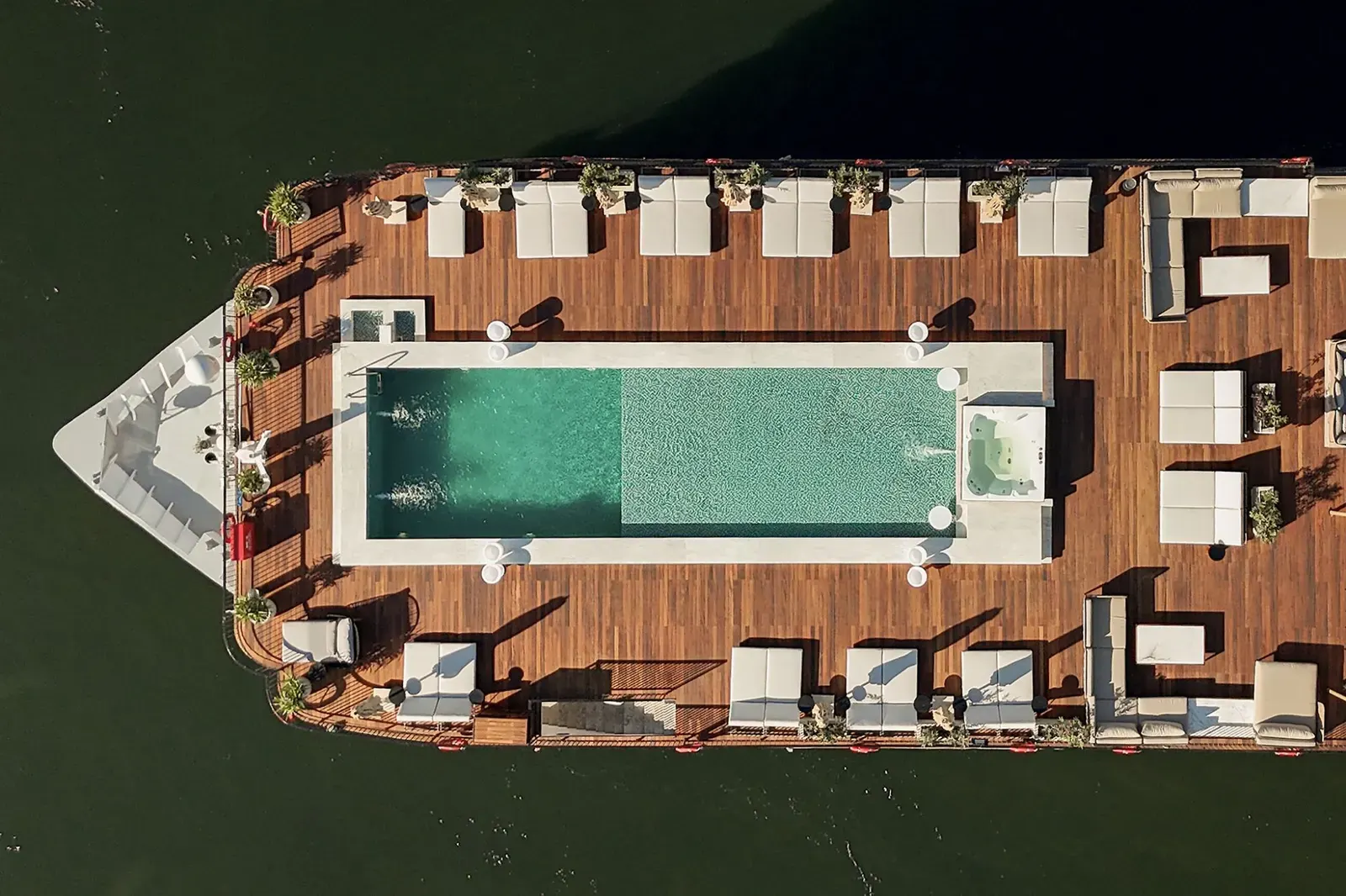 Le Fayan Suites Nile Cruise 12