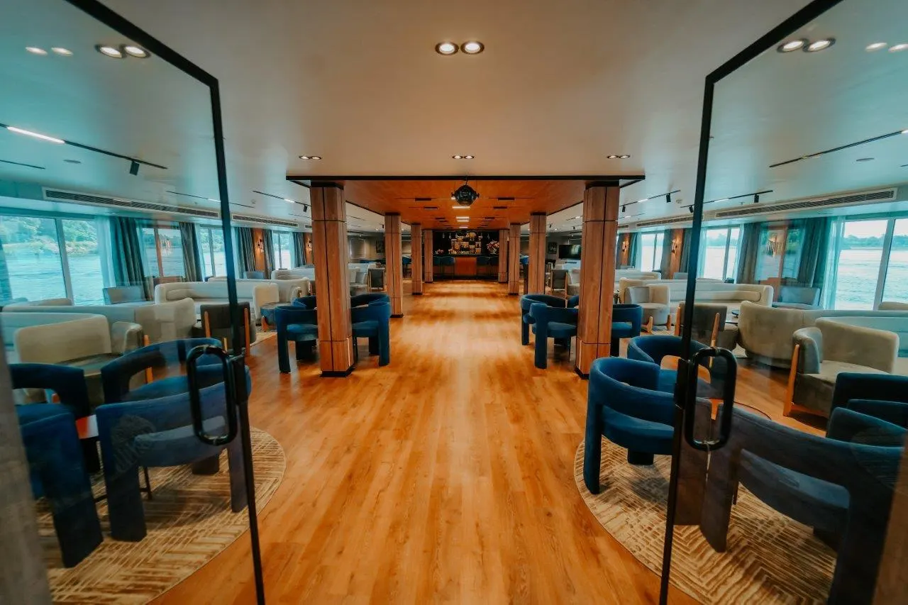 Miriam Nile Cruise 4