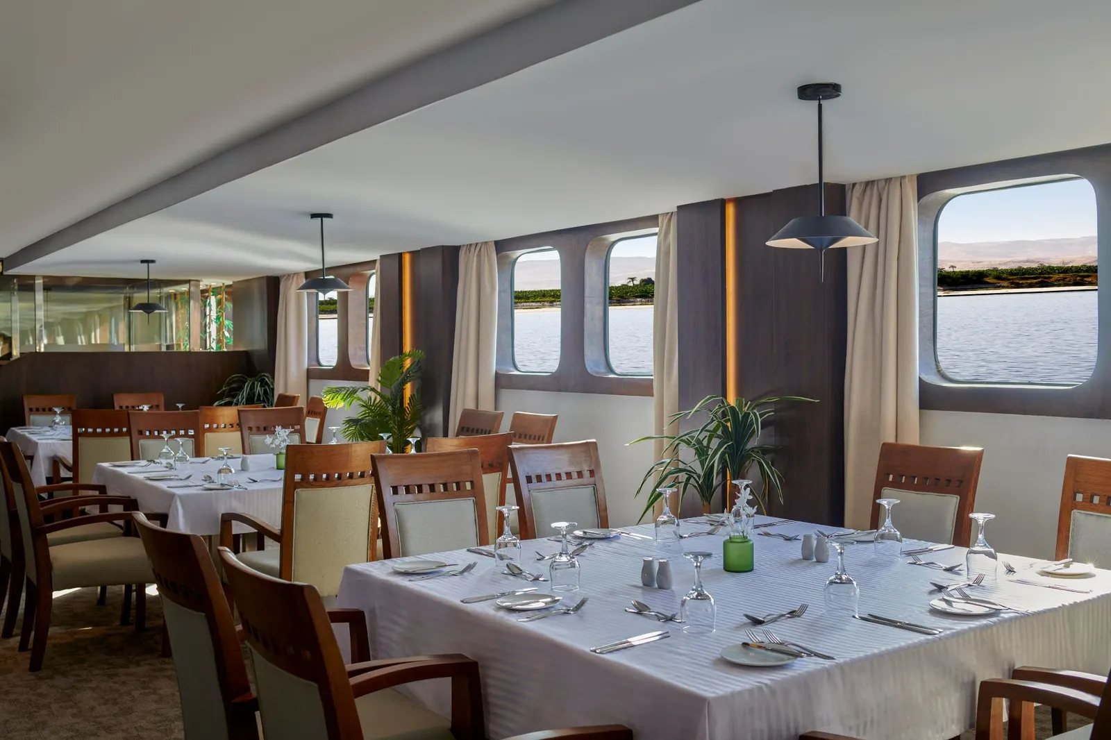 Movenpick Royal Lily Nile Cruise 4
