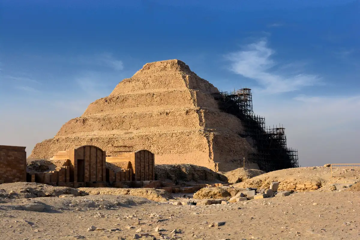 Day 2 | Pyramids of Giza & Saqqara — Private Egyptologist Tour