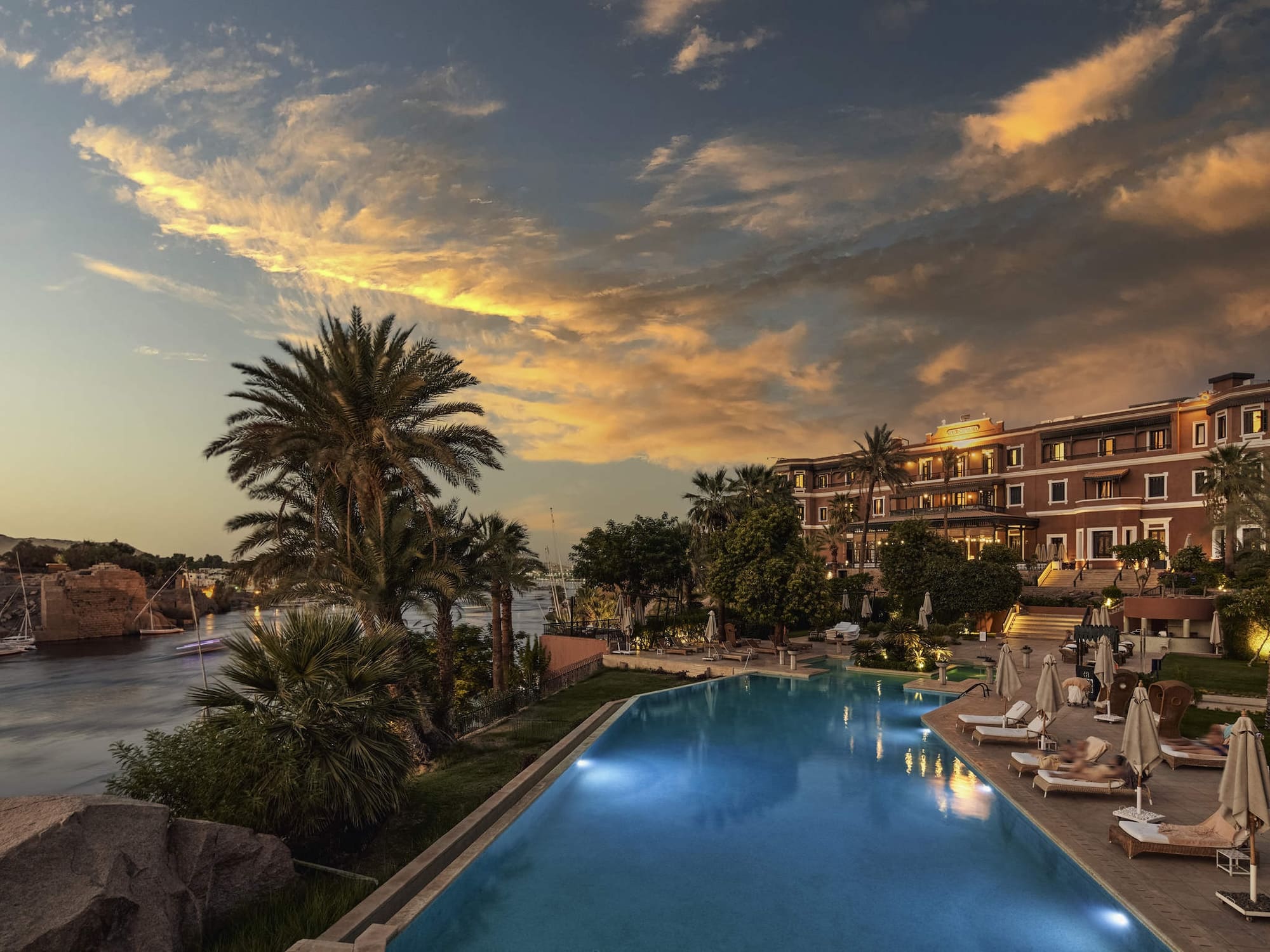 24/7 Personal Concierge — iLuxury Egypt